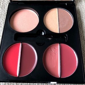 Makeover Essentials lipstick and eyeshadow compact